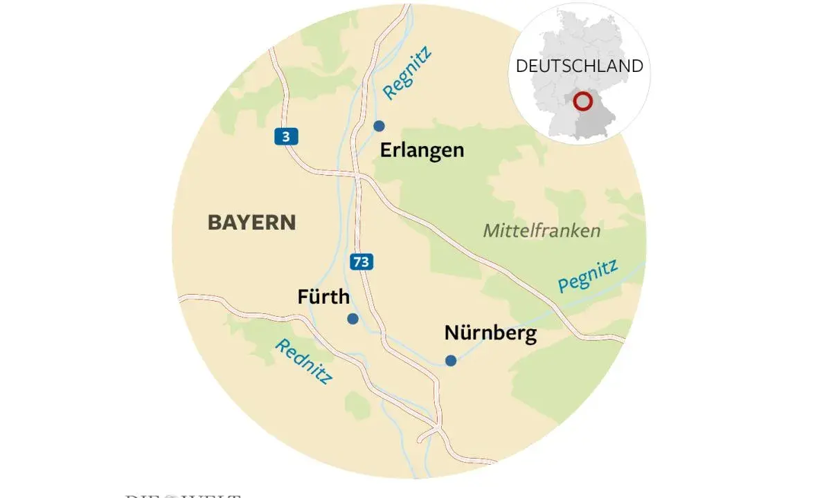 Karte zeigt Mittelfranken in Bayern, Deutschland. Städte wie Nürnberg, Fürth, Erlangen und Flüsse wie Regnitz und Pegnitz sind markiert.