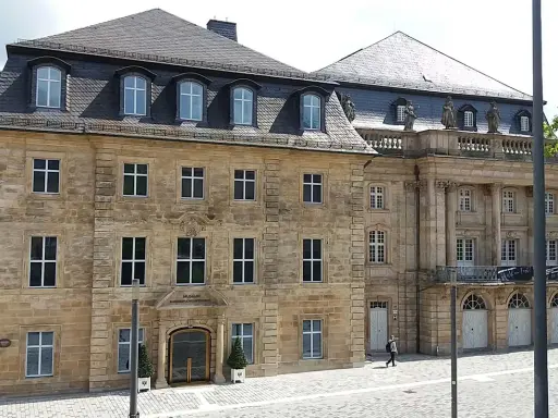 Das Markgrafen-Museum Bayreuth, ein prächtiges Barockgebäude, lädt zu einer Zeitreise ein.