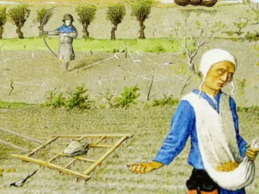 Mittelalterliche Landwirtschaft: Eine Frau sät Getreide, während im Hintergrund ein Mann mit einem Pflug das Feld bearbeitet.